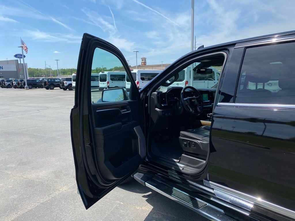 2022 Chevrolet Silverado 1500 High Country