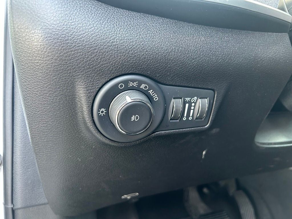 2024 Jeep Compass Latitude FORD BLUE CERTIFIED - CLEAN CARFAX