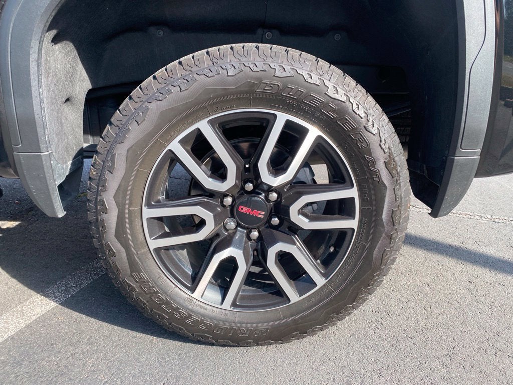 2025 GMC Sierra 1500 AT4 - 6.2L V-8 - TECHNOLOGY PACKAGE