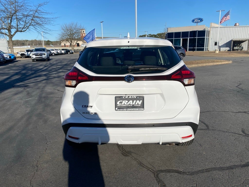 2021 Nissan Kicks S