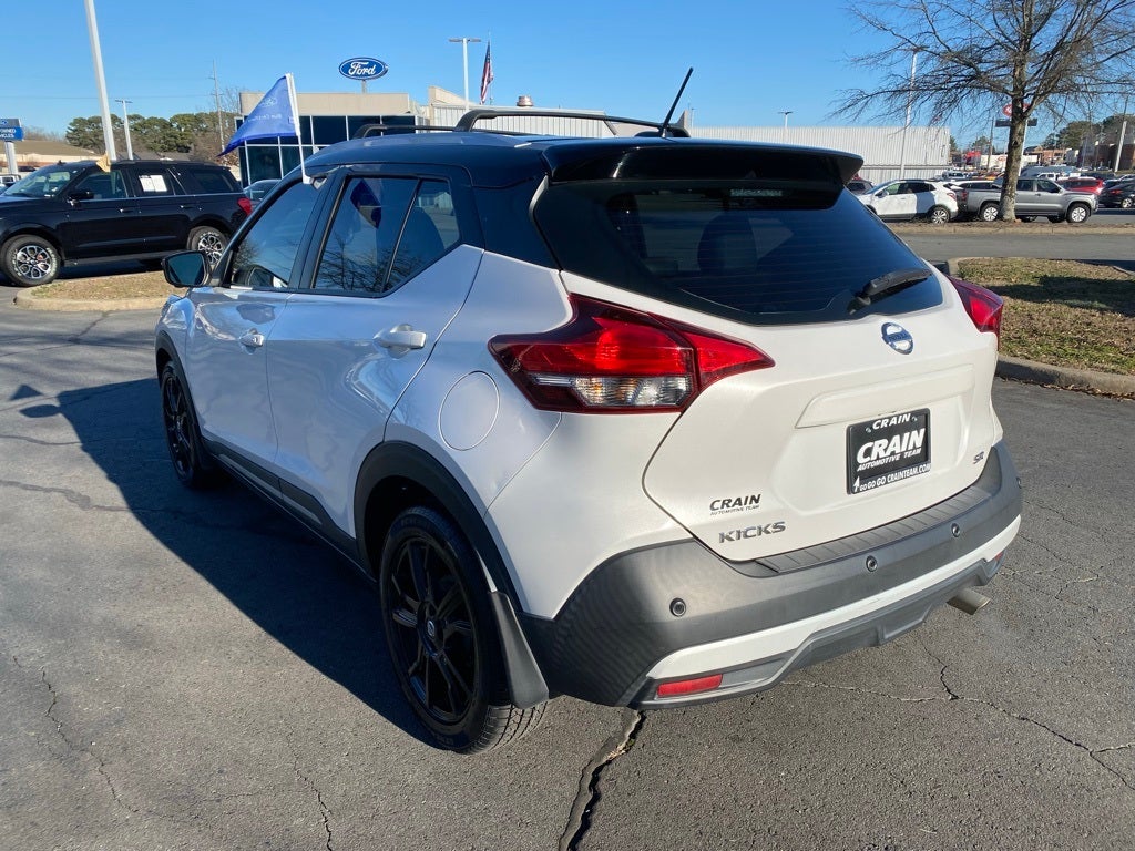 2020 Nissan Kicks SR