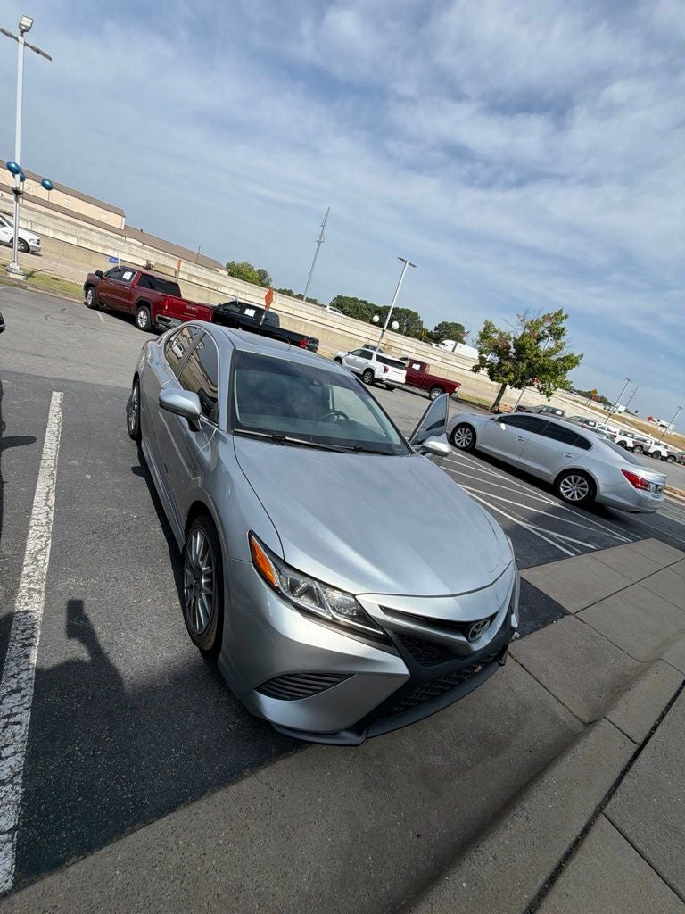 2019 Toyota Camry SE