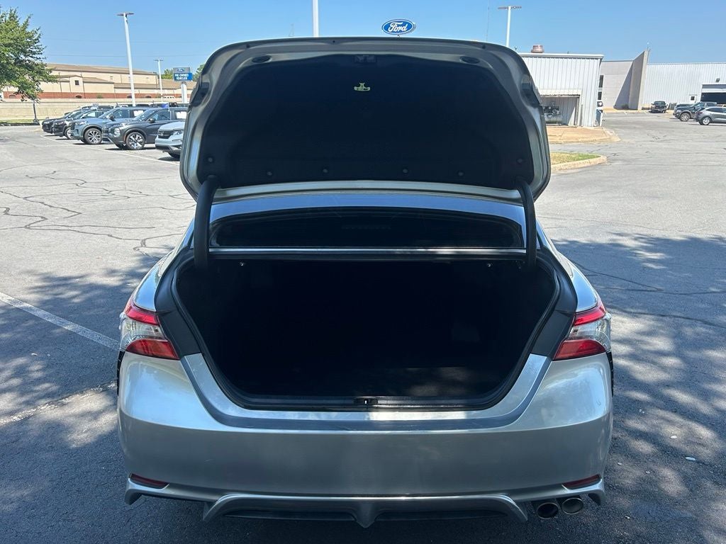 2019 Toyota Camry SE - FORD BLUE CERTIFIED