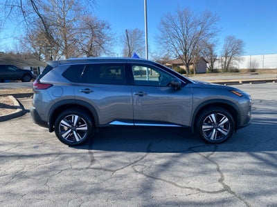 2023 Nissan Rogue SL