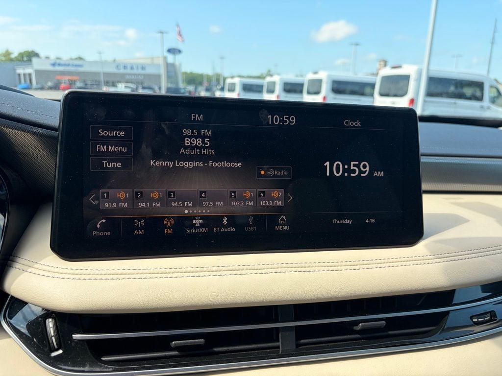 2023 INFINITI QX60 LUXE