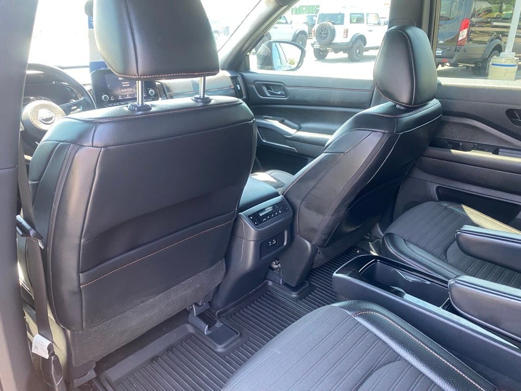 2025 Nissan Pathfinder Rock Creek
