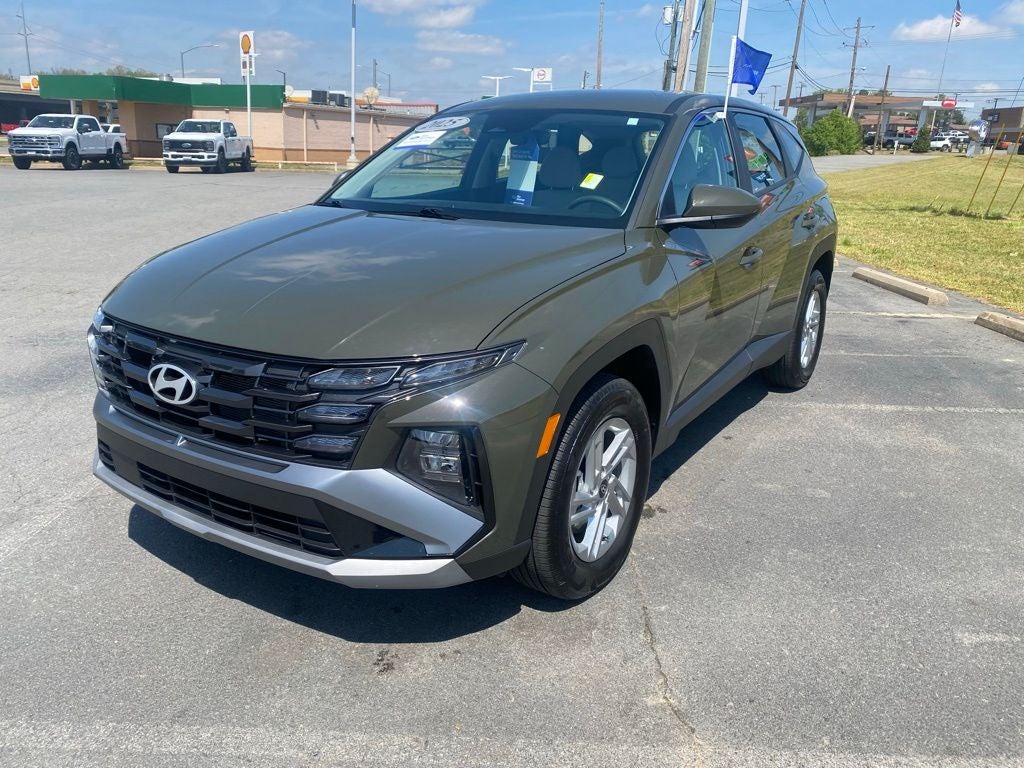 2025 Hyundai Tucson SE