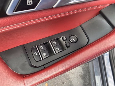 2020 BMW X6 M50i