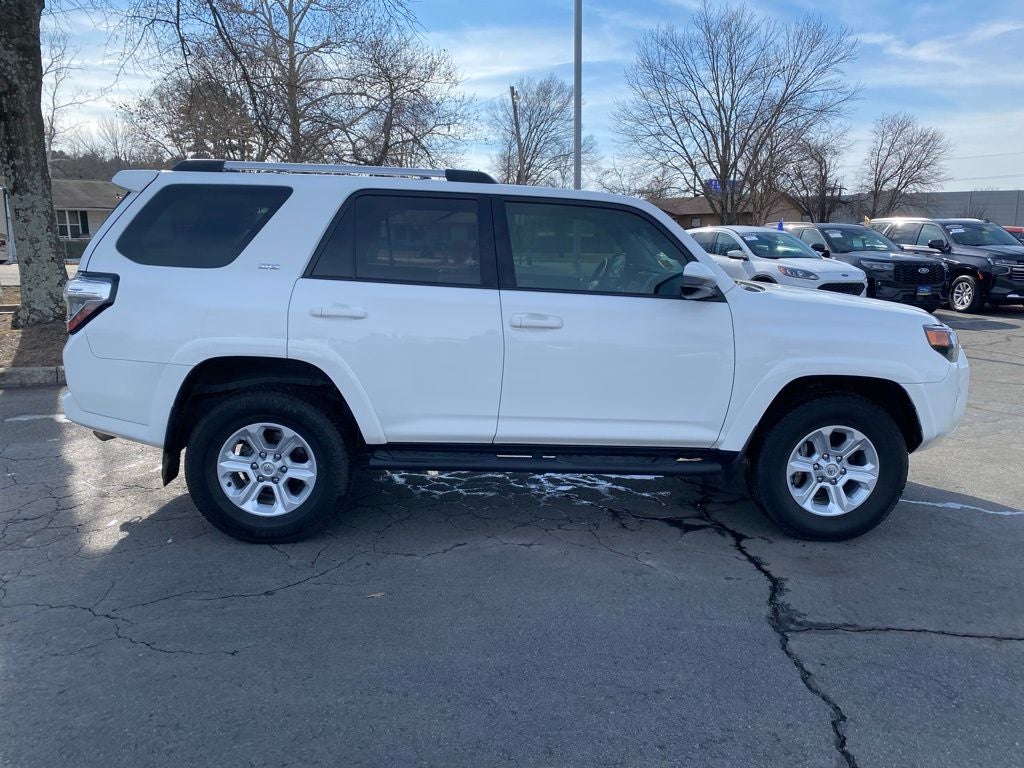 2022 Toyota 4Runner SR5