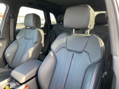 2025 Audi Q5 quattro