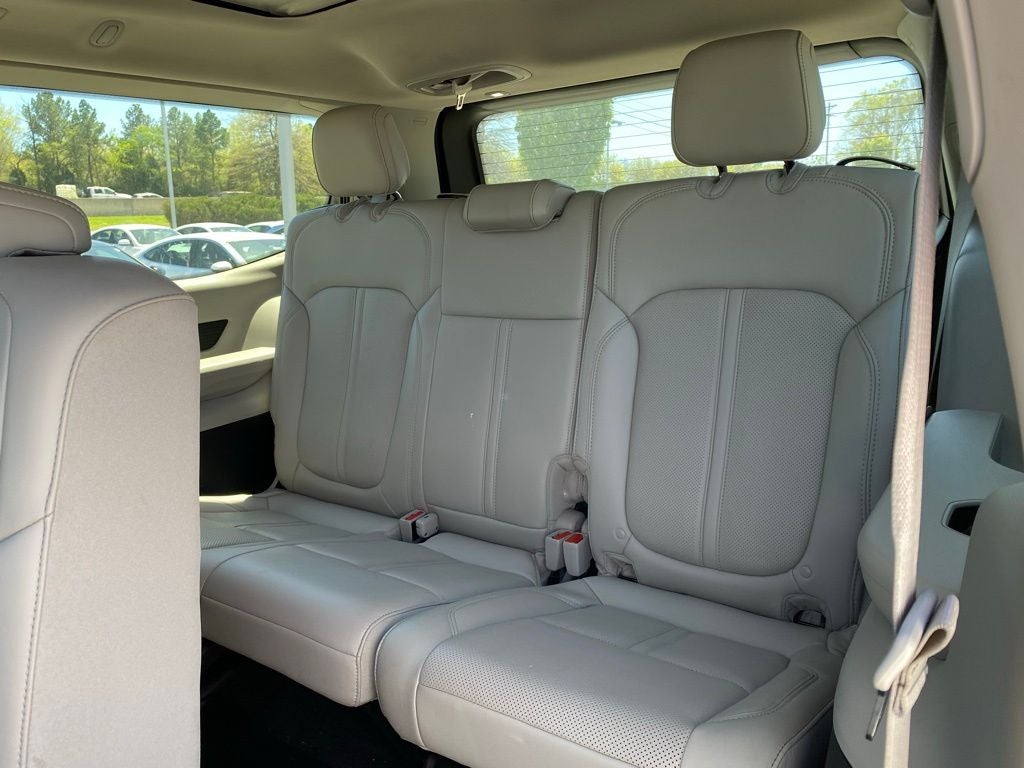 2024 Jeep Wagoneer Base