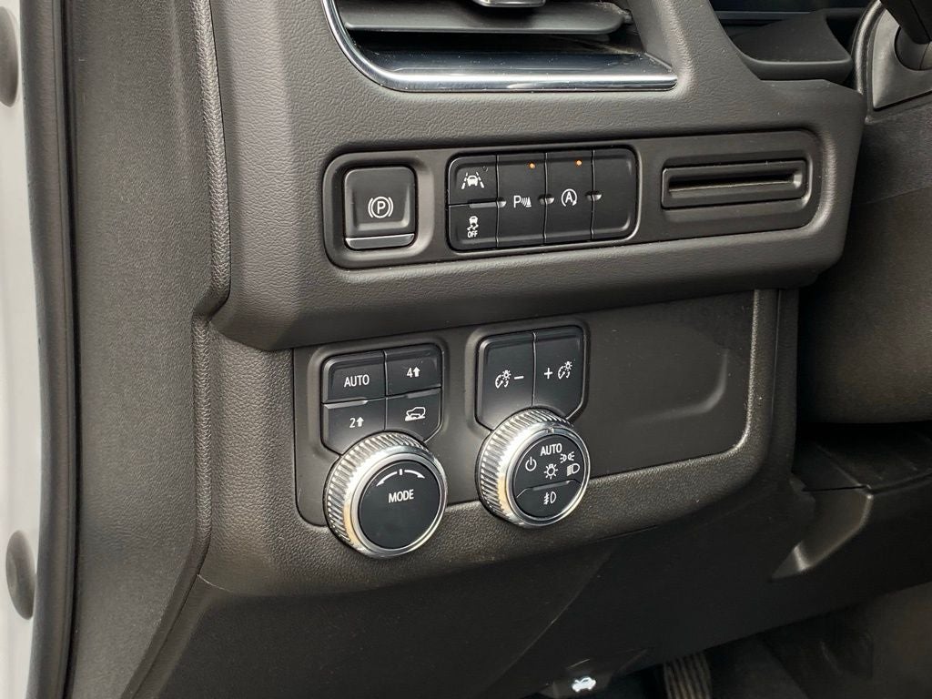 2023 GMC Yukon SLE