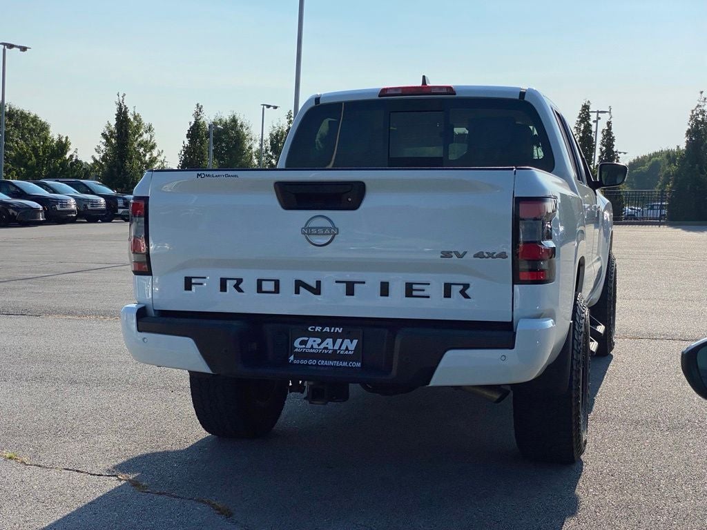 2024 Nissan Frontier SV