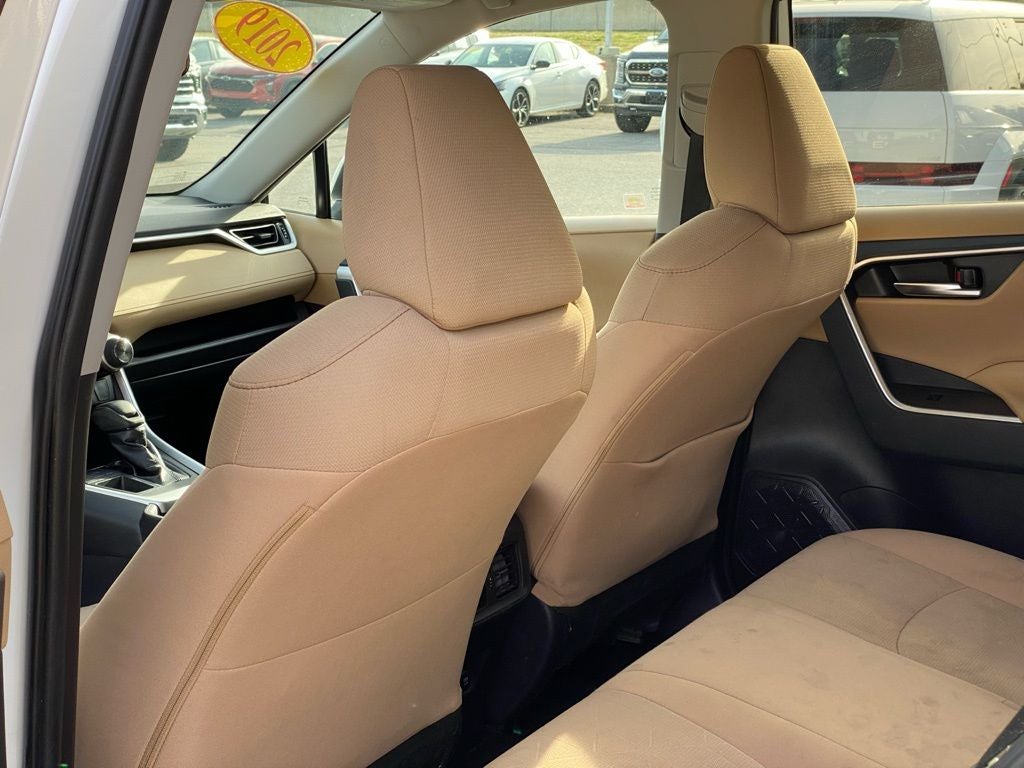 2019 Toyota RAV4 XLE