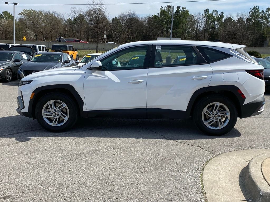 2025 Hyundai Tucson SE