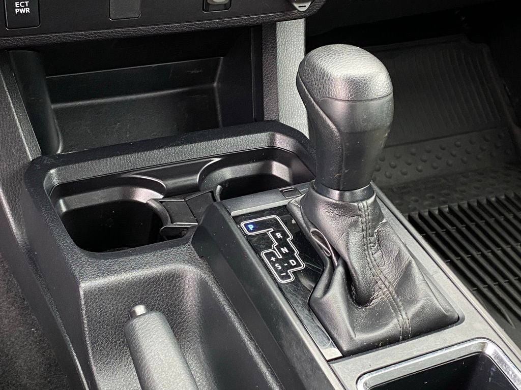 2018 Toyota Tacoma SR V6