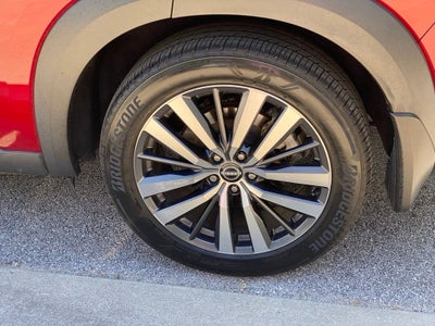 2022 Nissan Pathfinder Platinum