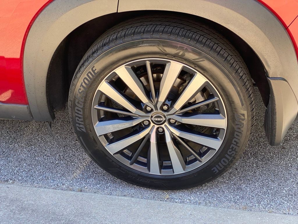 2022 Nissan Pathfinder Platinum