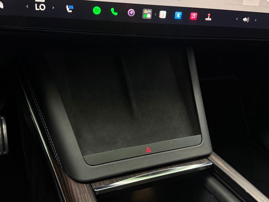 2022 Tesla Model X Base