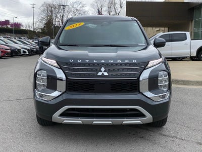 2024 Mitsubishi Outlander SE