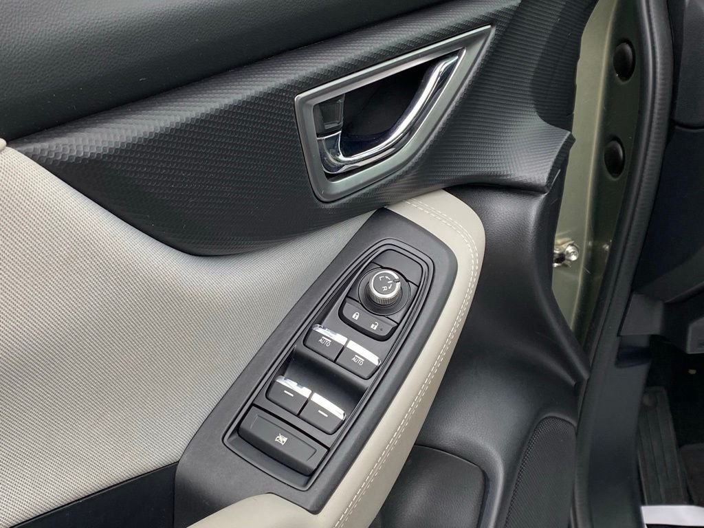 2020 Subaru Forester Premium Premium