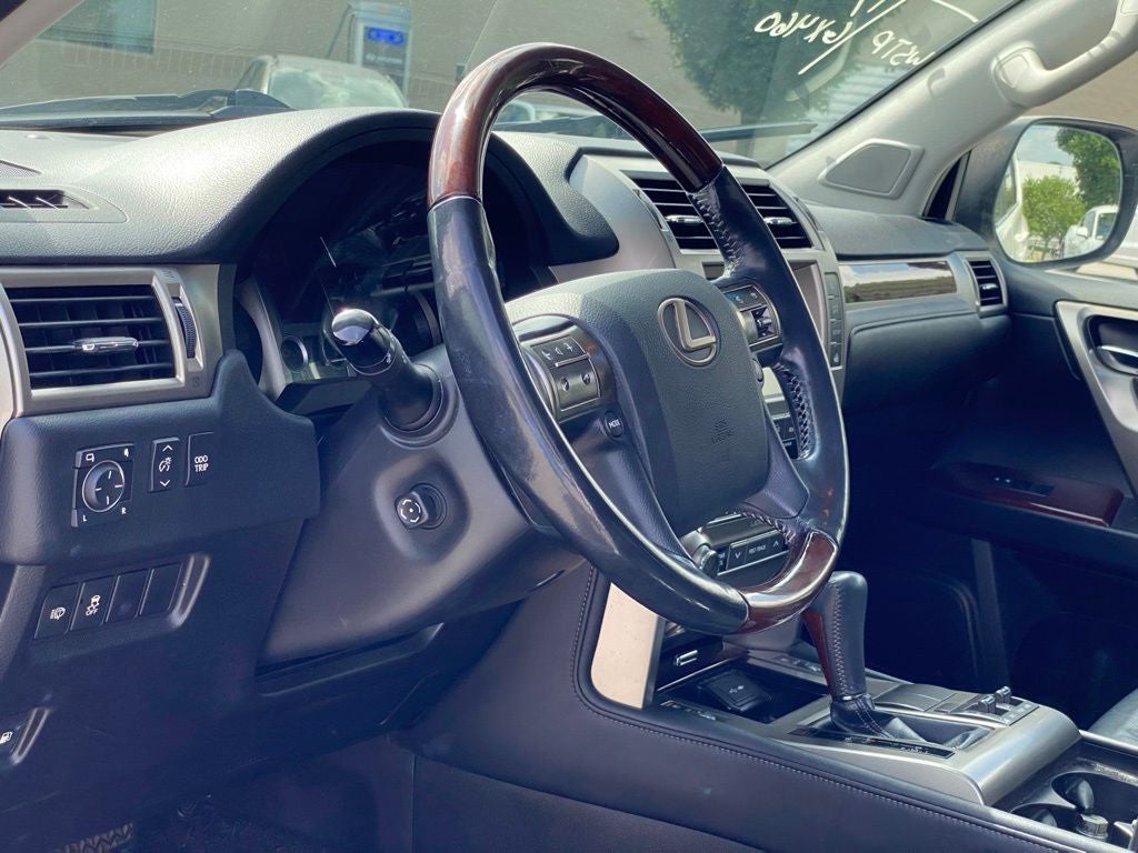 2017 Lexus GX 460
