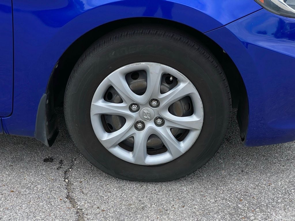 2012 Hyundai Accent GLS