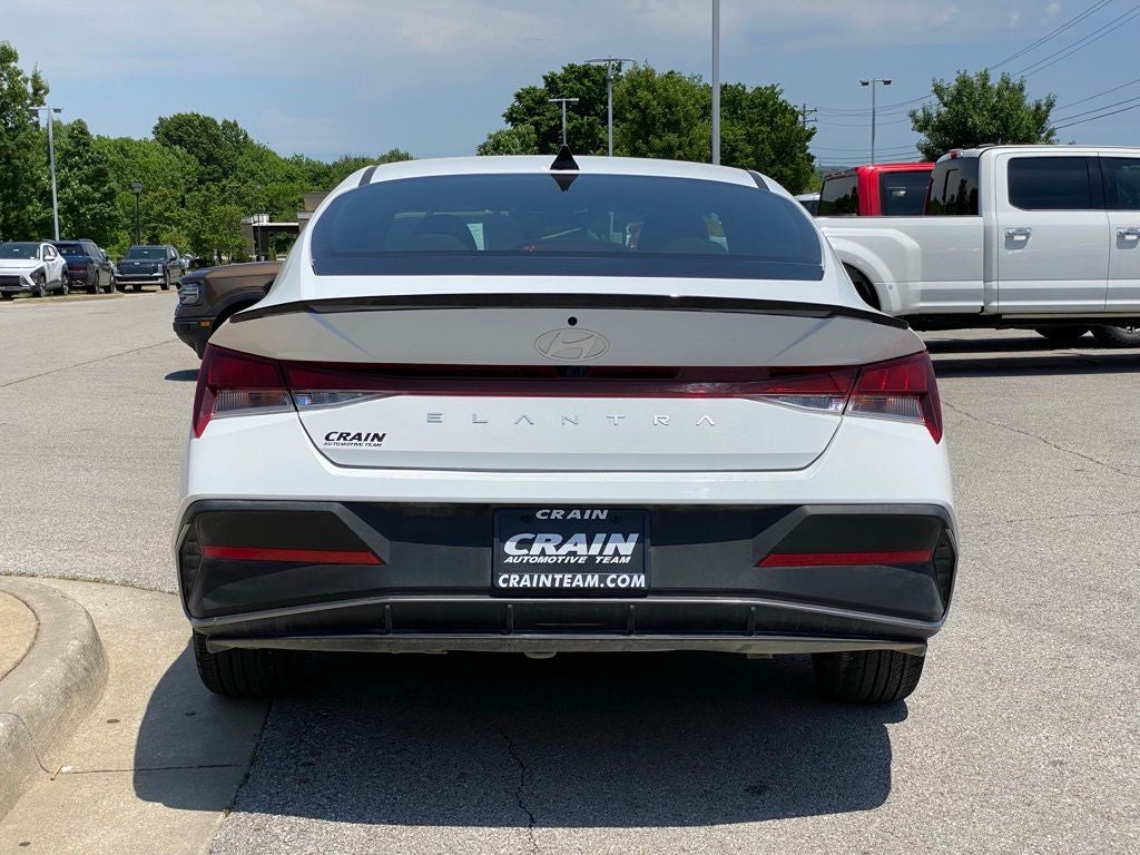 2025 Hyundai Elantra SEL Sport