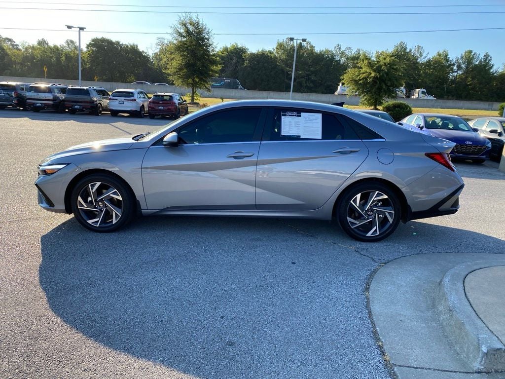 2026 Hyundai Elantra Hybrid Limited