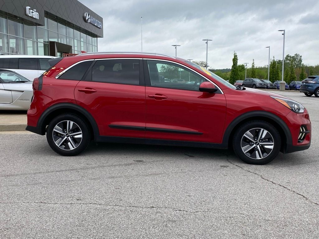 2022 Kia Niro LXS