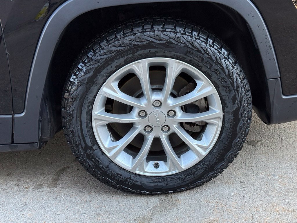 2019 Jeep Cherokee Latitude