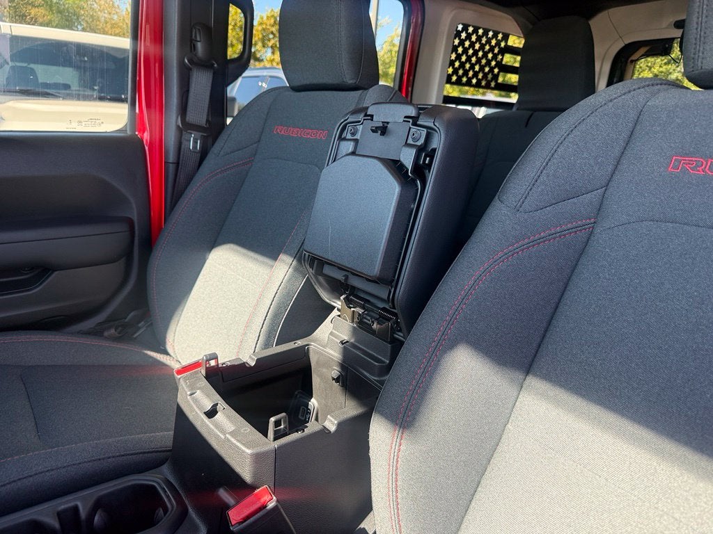 2024 Jeep Wrangler Rubicon - 4WD | CLEAN CARFAX | 1 OWNER