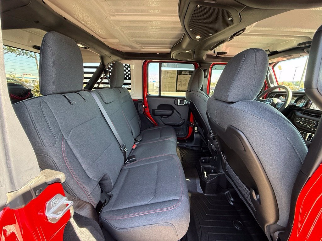 2024 Jeep Wrangler Rubicon - 4WD | CLEAN CARFAX | 1 OWNER