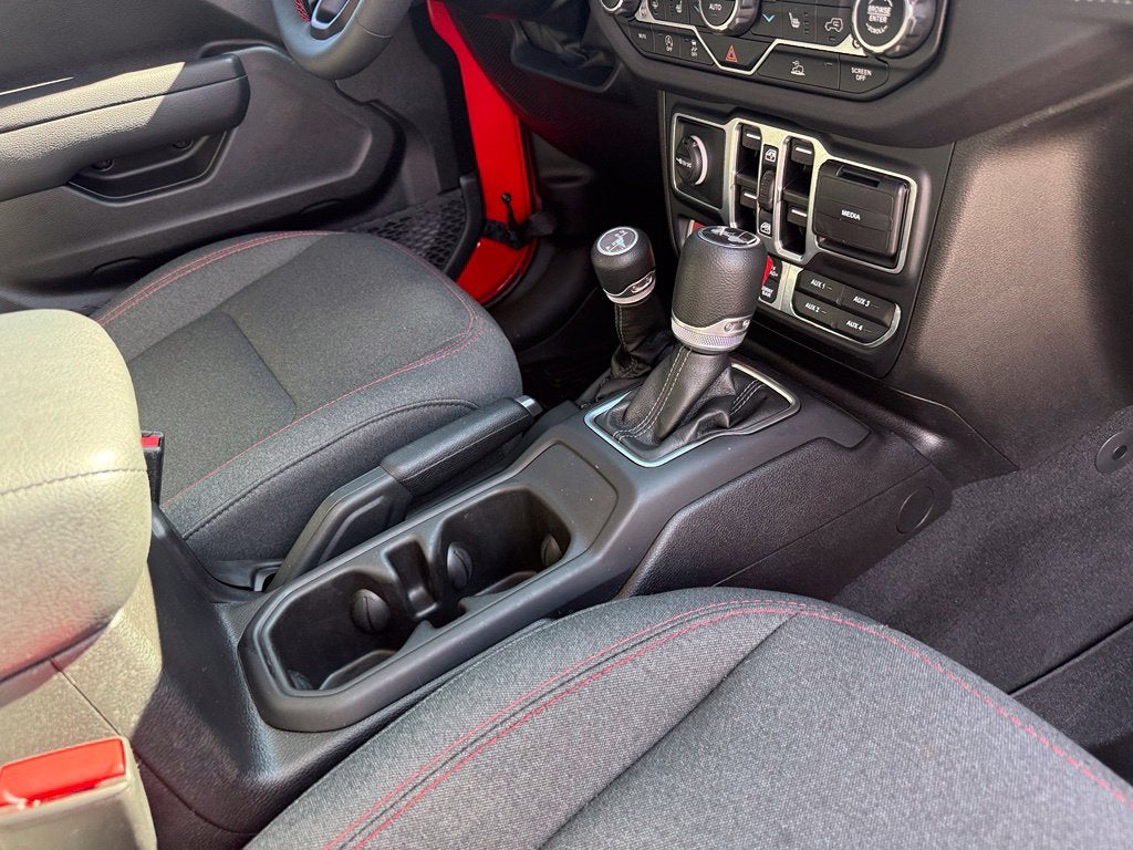 2024 Jeep Wrangler Rubicon - 4WD | CLEAN CARFAX | 1 OWNER