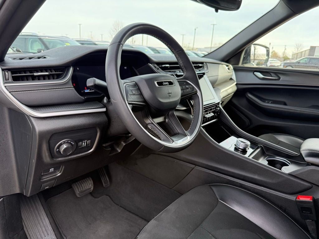 2024 Jeep Grand Cherokee L Altitude