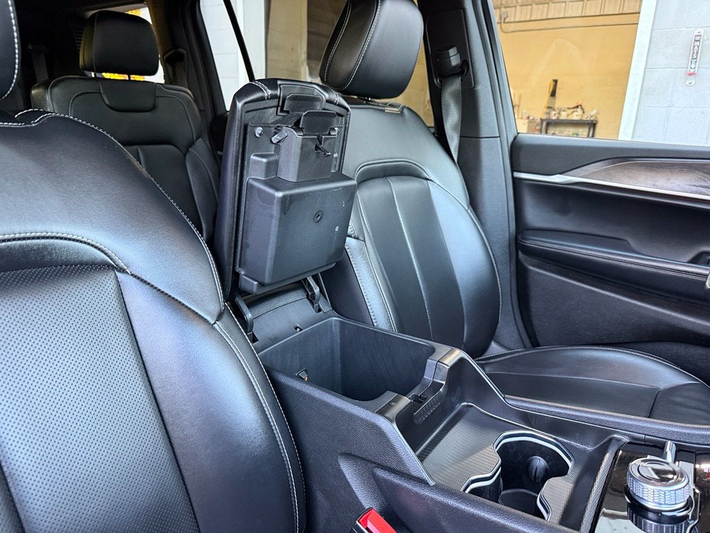 2024 Jeep Grand Cherokee L Limited - 4WD | PANORAMIC SUNROOF