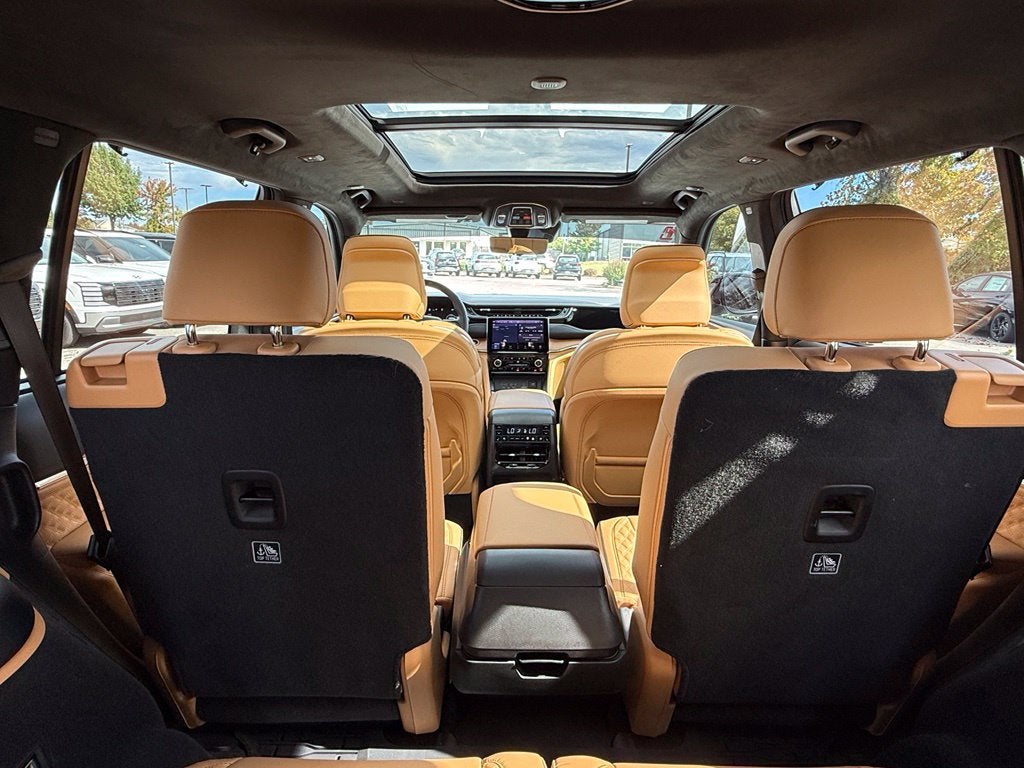 2025 Jeep Grand Cherokee L Summit Obsidian - 4WD / PANORAMIC SUNROOF