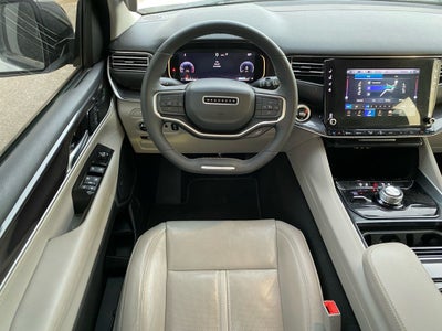 2024 Jeep Wagoneer Base