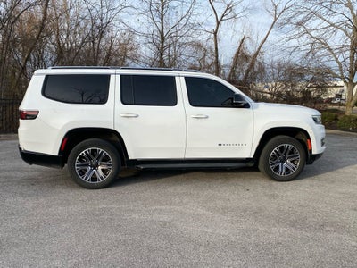 2024 Jeep Wagoneer Base