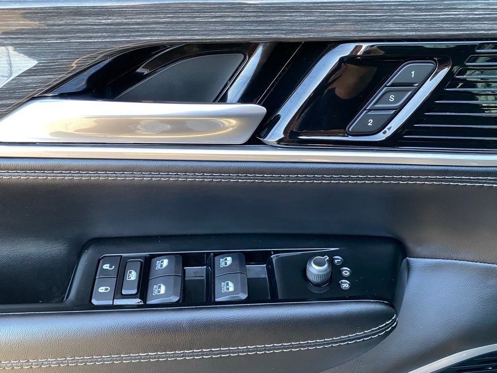 2022 Jeep Wagoneer Series II