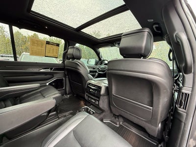 2022 Jeep Wagoneer Series III - 4WD / PANORAMIC SUNROOF / CLEAN CARFAX