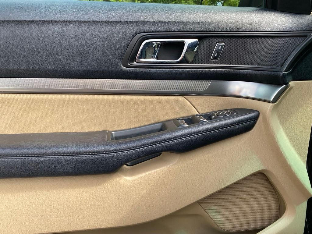 2016 Ford Explorer Base