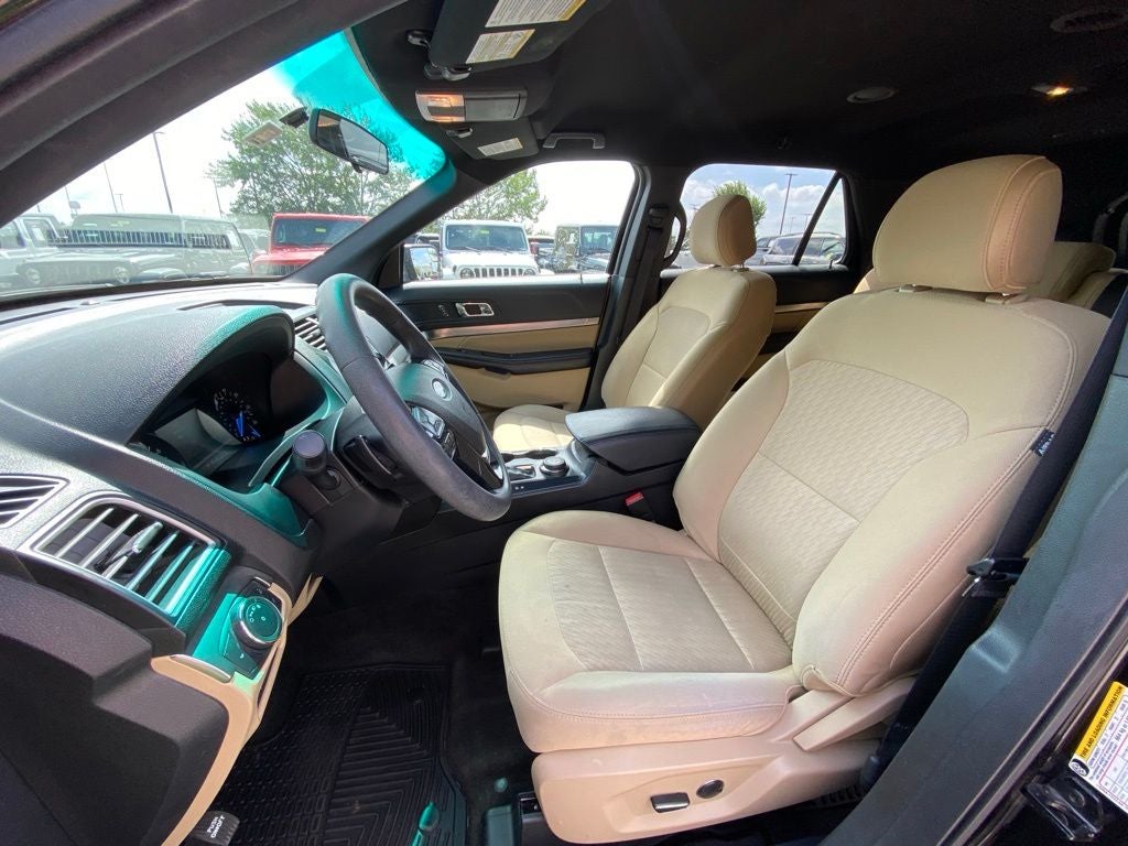 2016 Ford Explorer Base