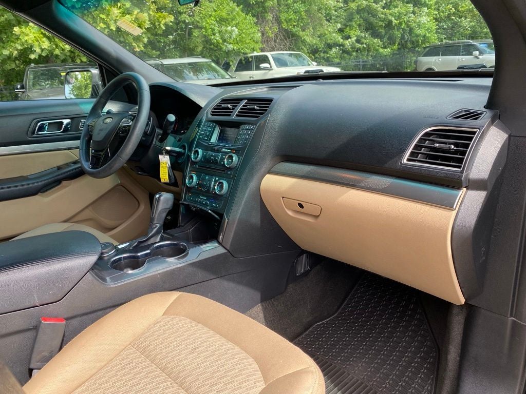 2016 Ford Explorer Base