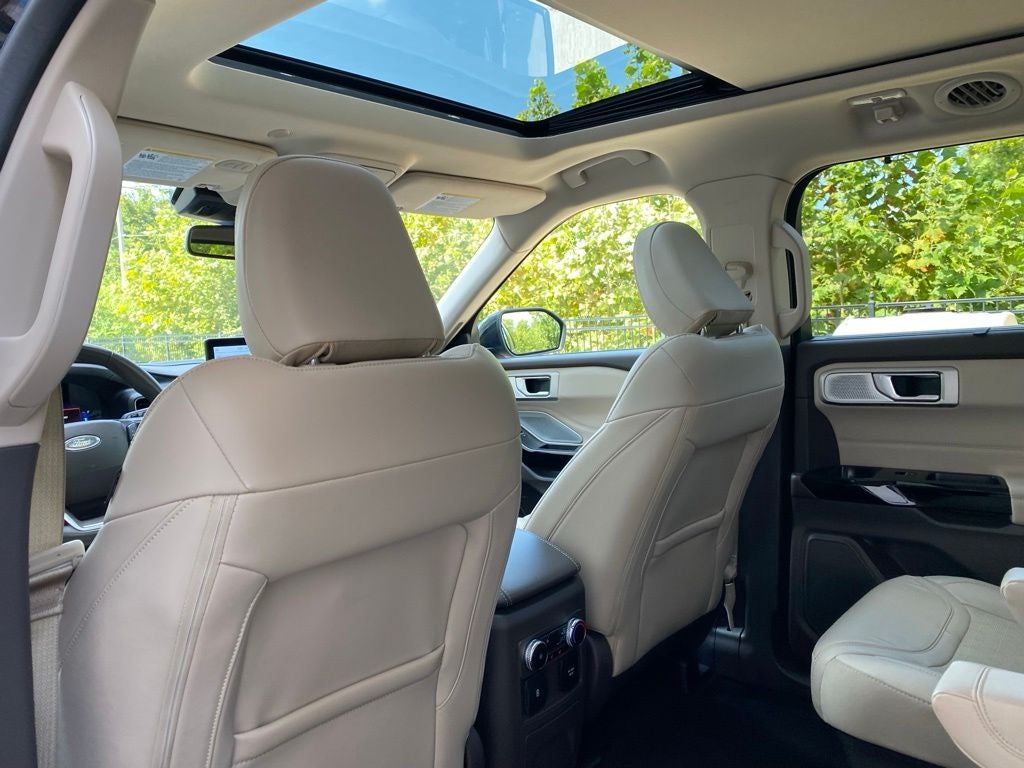 2023 Ford Explorer Platinum
