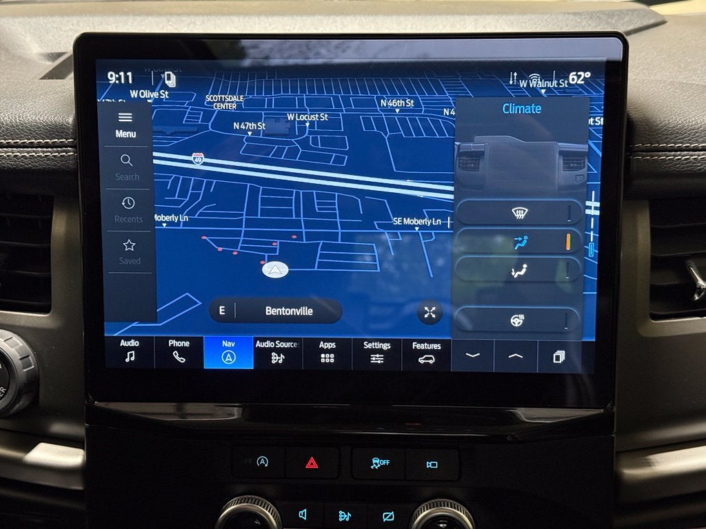 2024 Ford Expedition Max XLT - 4WD / PANORAMIC SUNROOF / ONE OWNER