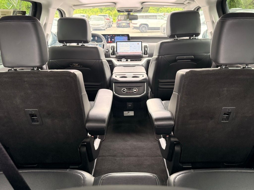 2025 Ford Expedition Platinum 600A