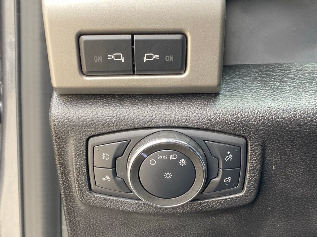 2021 Ford F-250SD Lariat LIFT / WHEELS AND TIRES / CLEAN CARFAX