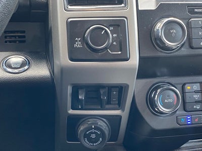 2021 Ford F-250SD Lariat LIFT / WHEELS AND TIRES / CLEAN CARFAX