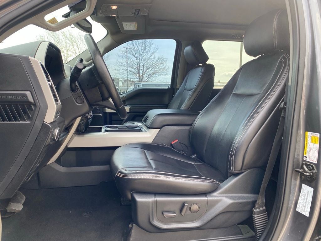 2021 Ford F-250SD Lariat LIFT / WHEELS AND TIRES / CLEAN CARFAX